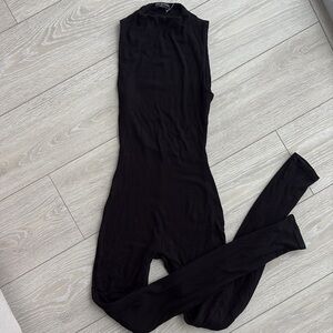 ❤️ naked wardrobe Black Sleeveless Ribbed Jumpsuit